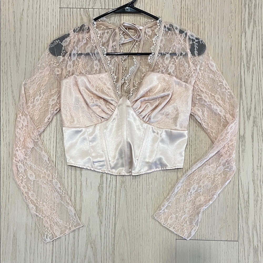 Lulus lace and stain corset top. Size small